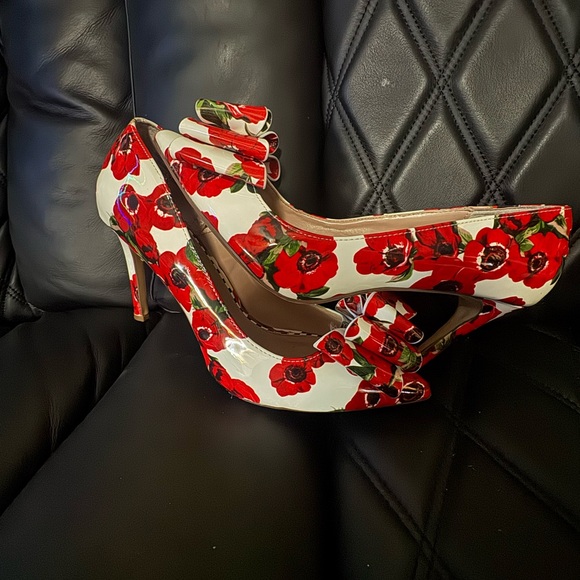 Betsey Johnson Shoes - Betsey Johnson Red and White Floral Patent High Heel Pumps